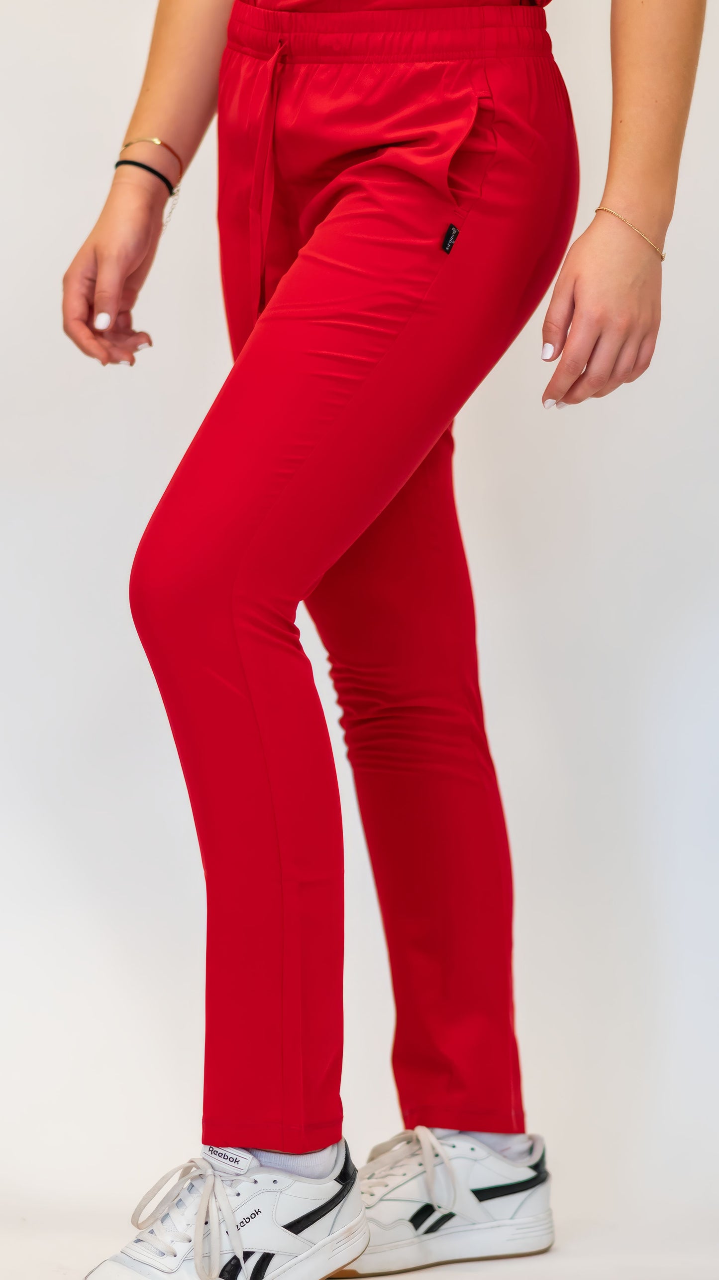 Pantalón Quirurgico 2 Bolsas Estilo 600 Rojo Mujer F.W