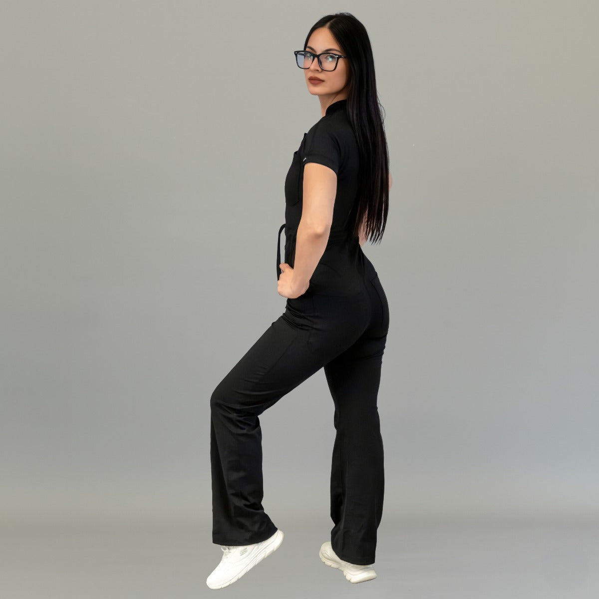 Jumpsuit Quirúrgico Mujer Estilo 945 Negro Super Stretch Manga Corta